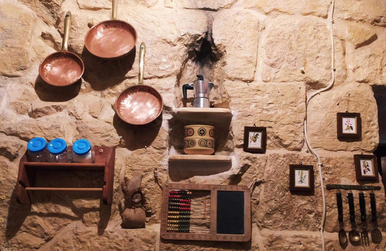 Fusion Homestay Accommodation Mosta Exteriör bild