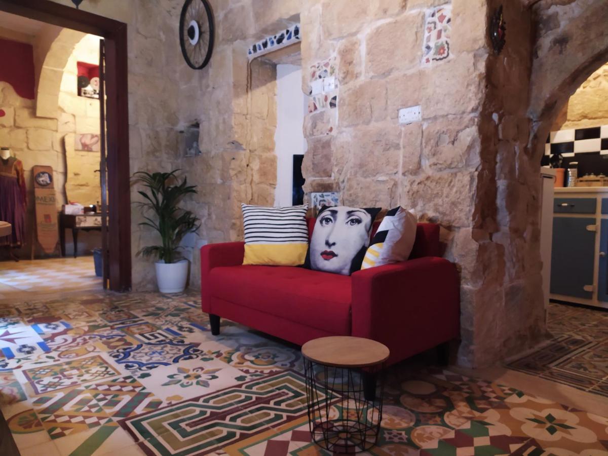 Fusion Homestay Accommodation Mosta Exteriör bild