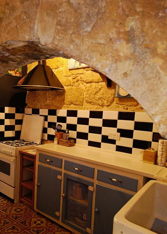 Fusion Homestay Accommodation Mosta Exteriör bild